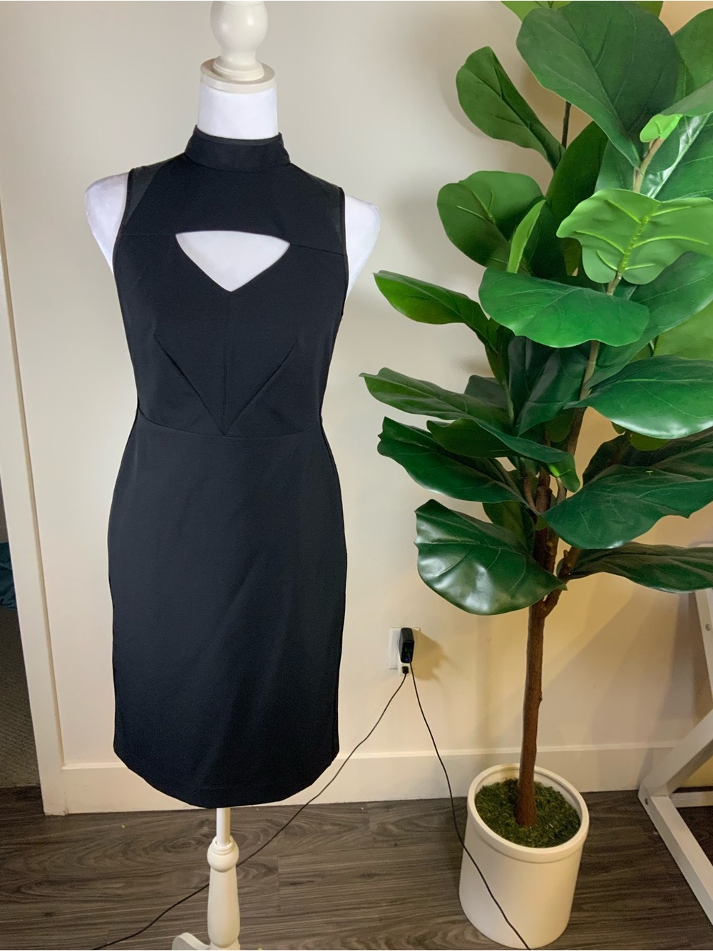 Ann Taylor Black Sleeveless Sheath Dress with Front Cutout